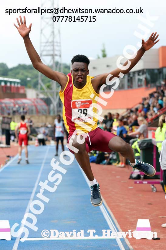Senior boys long jump, English Schools Track and Field. Photo: David T. Hewitson/Sports for All Pics